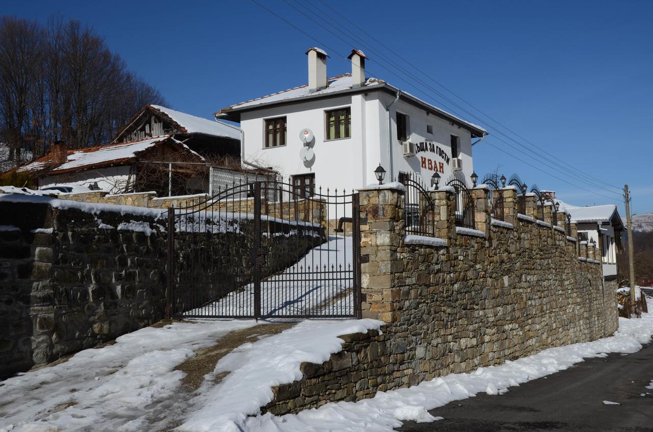 Guest House Ivan Cherni Osum 외부 사진